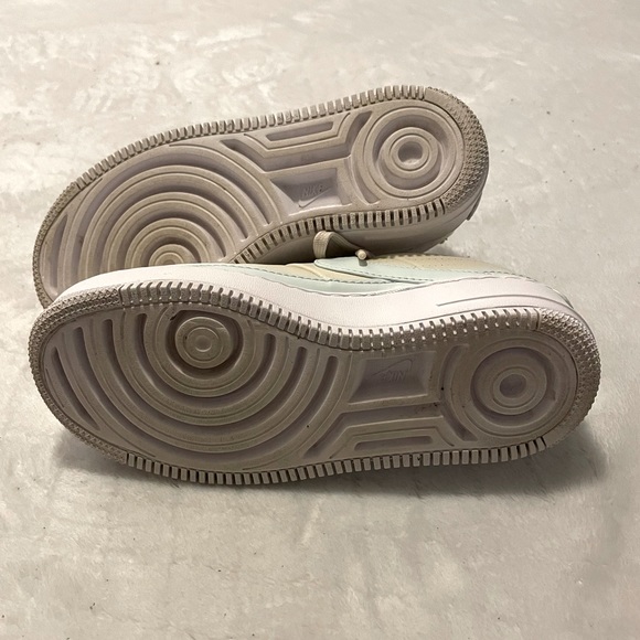 Nike Air Force 1 - Picture 10 of 10